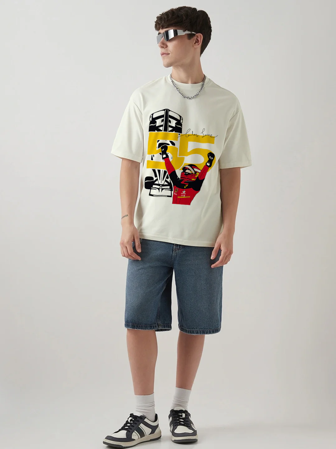 Carlos Sainz F1 Oversized T-Shirt - Image 3