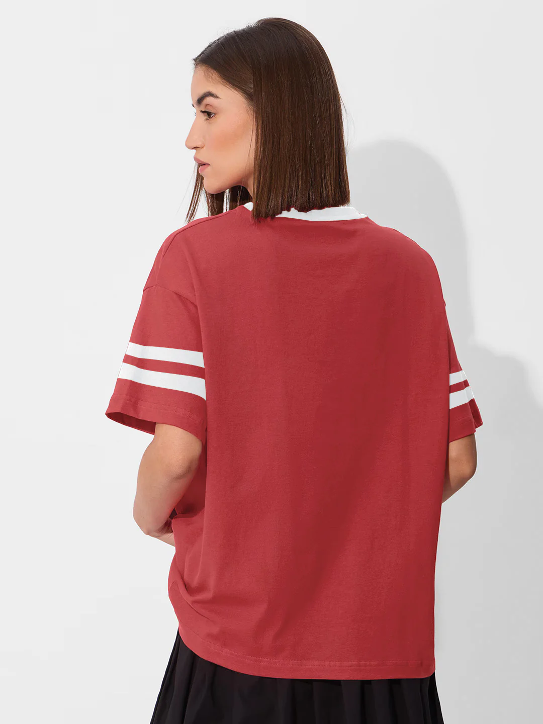 Los Angels 18 Women Oversized T-Shirt - Red & White - Image 3