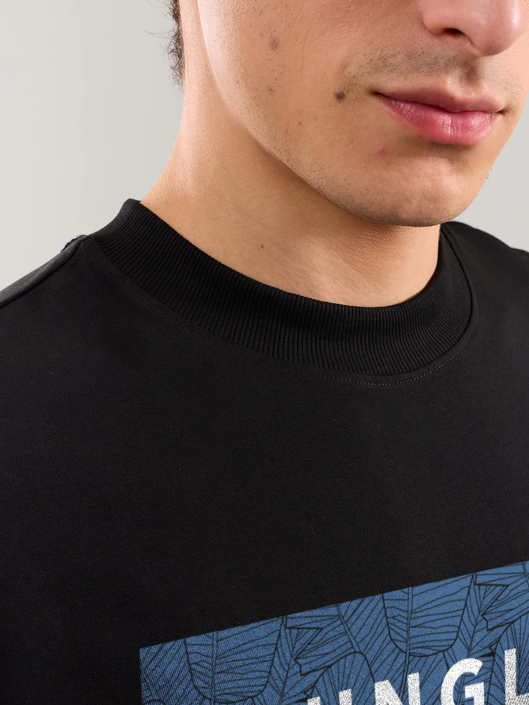 Jungle Vibes Oversized T-Shirt - Black - Image 4